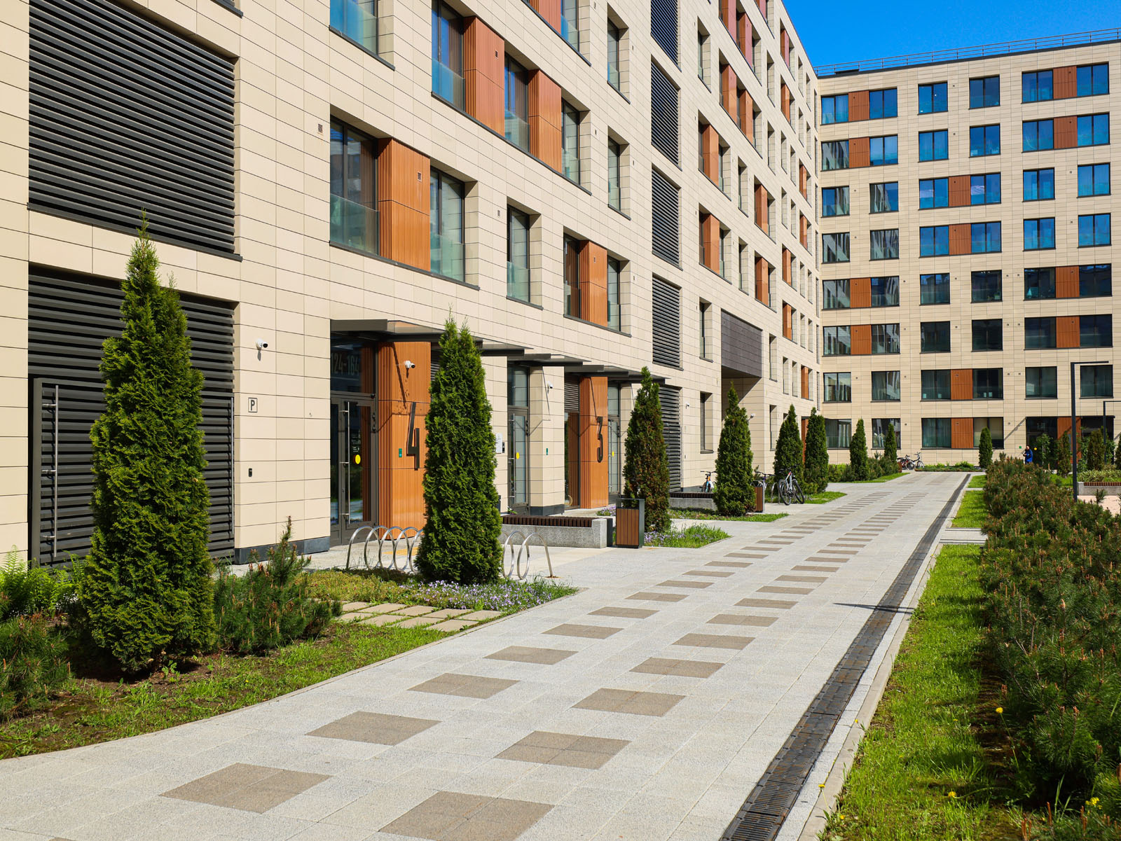 New Leaf Service Apartments Landscaping