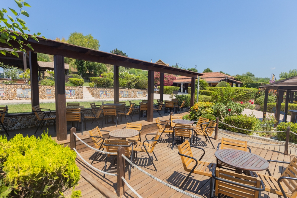 Restaurant landscaping
